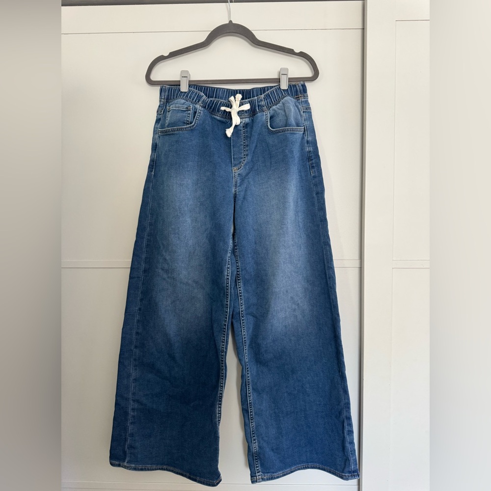 GAP Wide Leg Denim Pants in Blue with White Drawstring